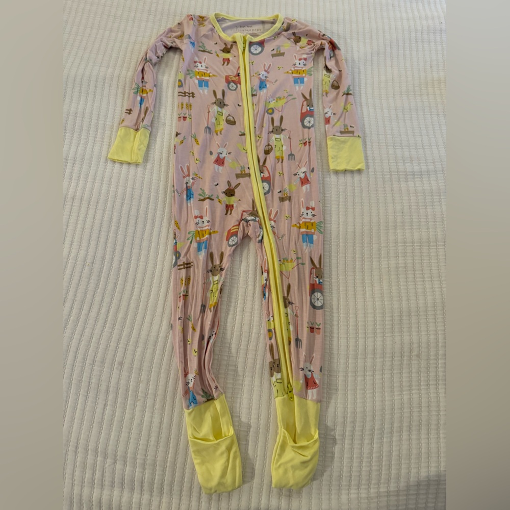 Little sleepies easter bunny zippy size 18-24 month